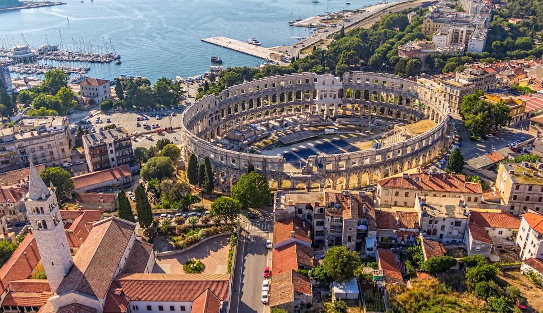Pula Amphitheater 